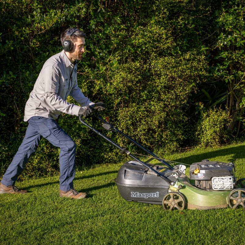 Lawn Mowing & Maintenance